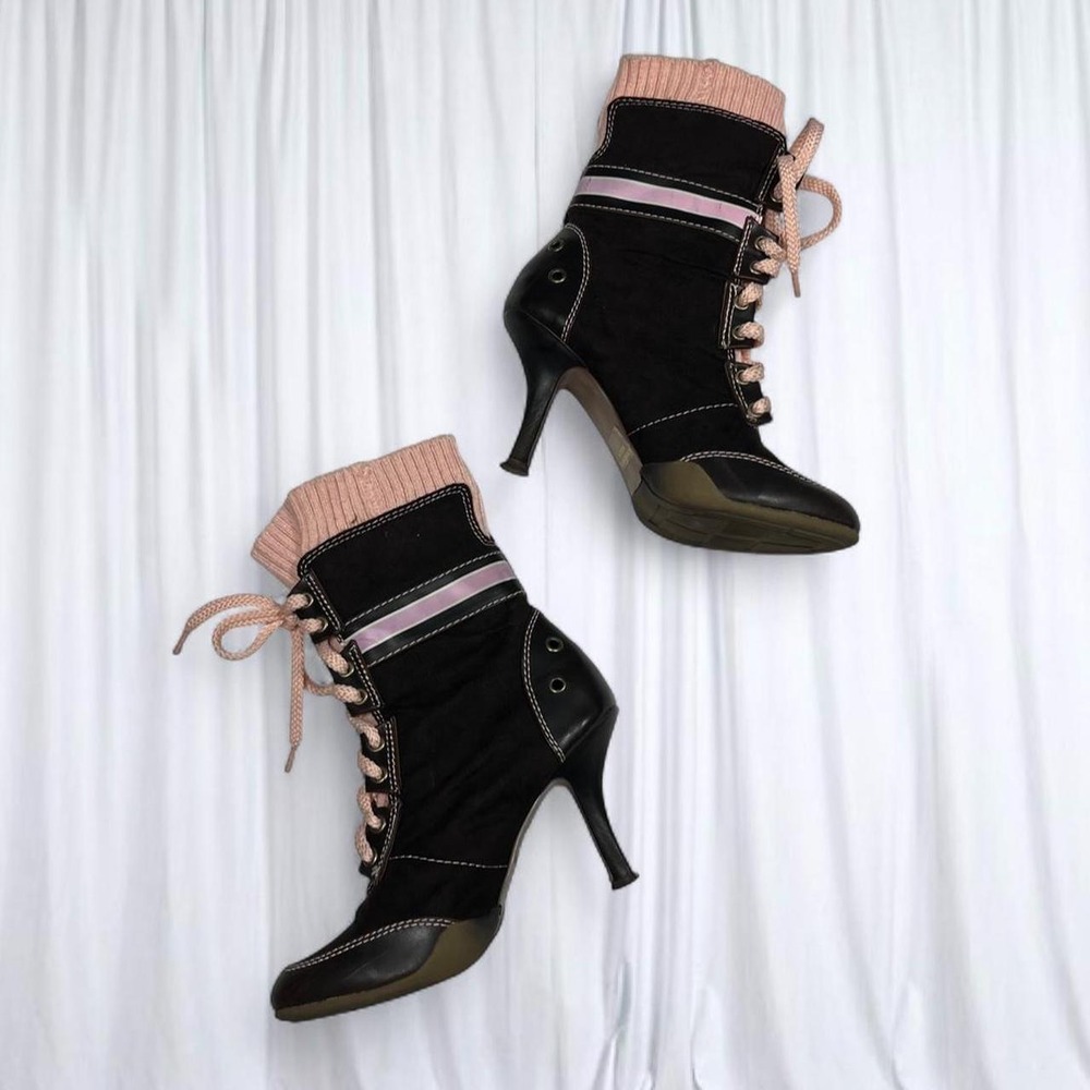Soda Pink Brown Sneaker Lace Up Heel Boots Y2K 2000s